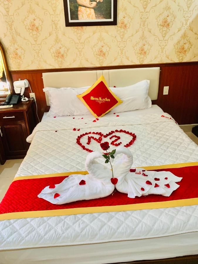Khach San Nam Son Hotel Dong Khe Exterior foto